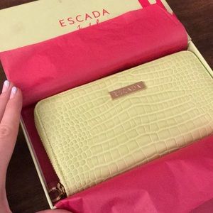 Escada Lime Cream croc effect leather wallet NEW